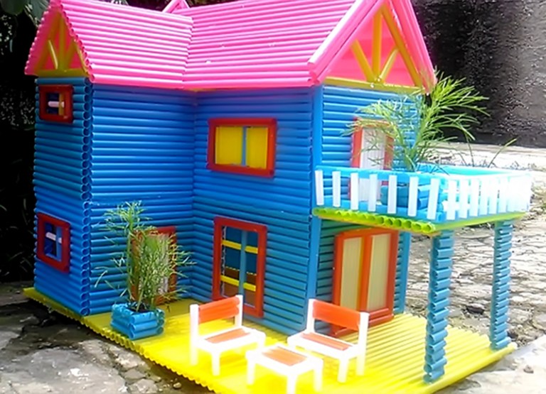 Rumah Mini Dari Sedotan Plastik Via Youtube.com