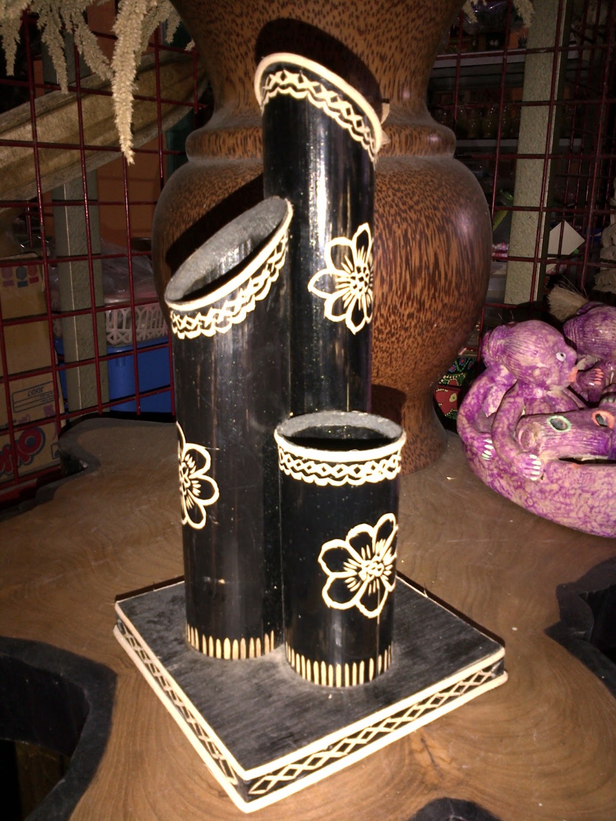 Vas Bunga Dari Bambu